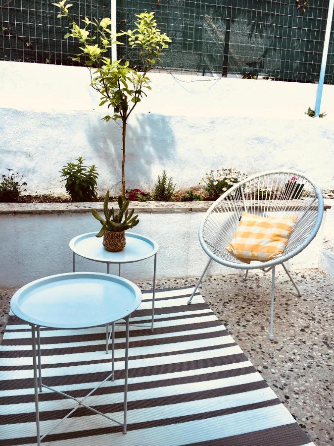Cozy House With Backyard At Iraklio Attikis Apartment Athens Exterior photo